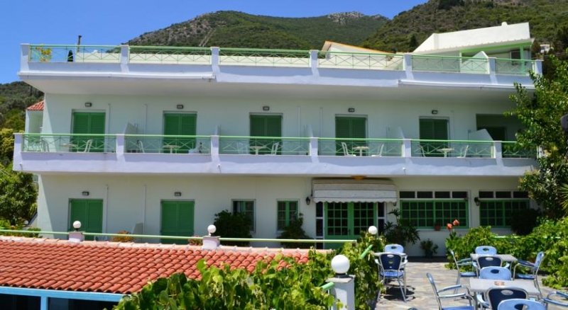 Lefkada-sziget utazás Hotel Tropicana Inn