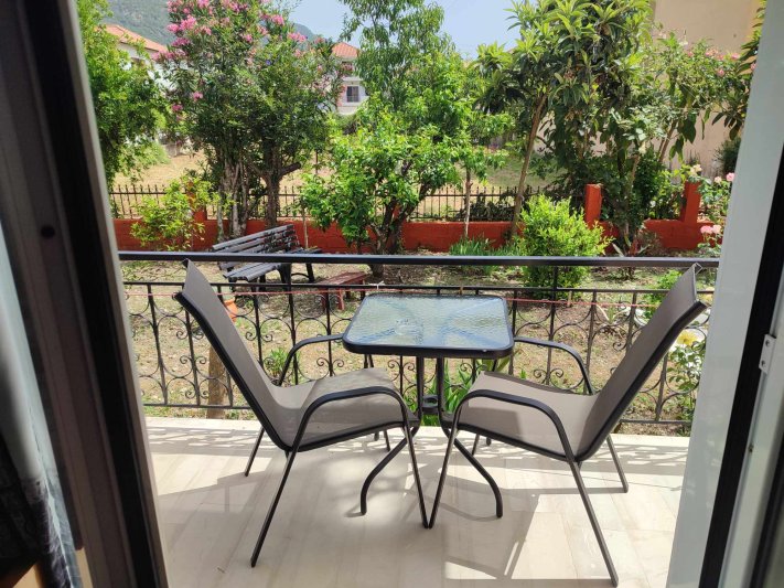 Lefkada-sziget utazás Sophies & Kostas apartmanház