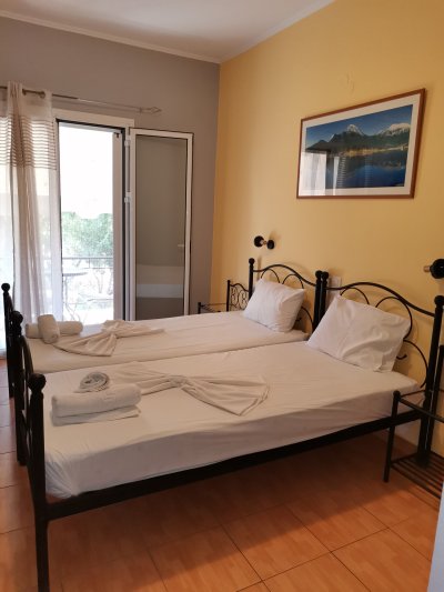 Lefkada-sziget utazás Spiros apartmanház