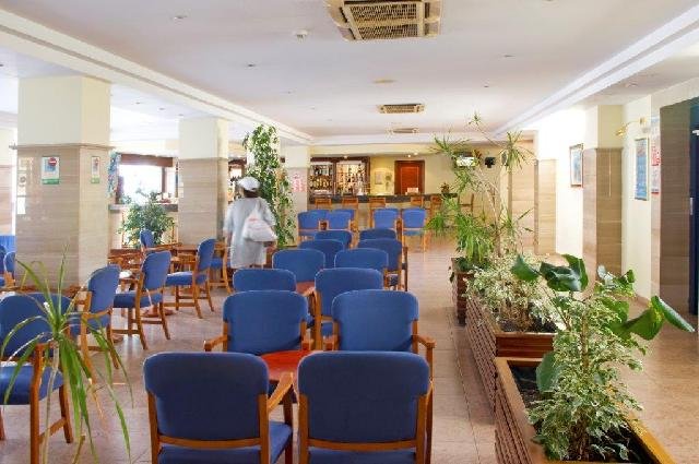 Mallorca El Arenal utazás Hotel HSM Reina Del Mar