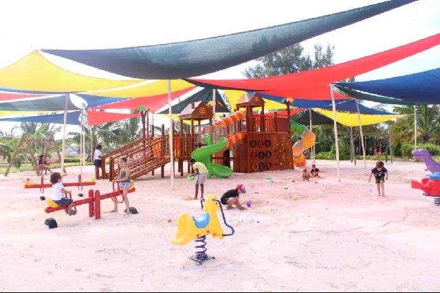 Mauritius utazás Crystals Beach Hotel