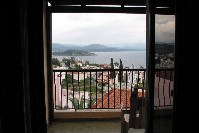 Peloponnészosz-félsziget utazás Polydor Apartmanház-TOLO