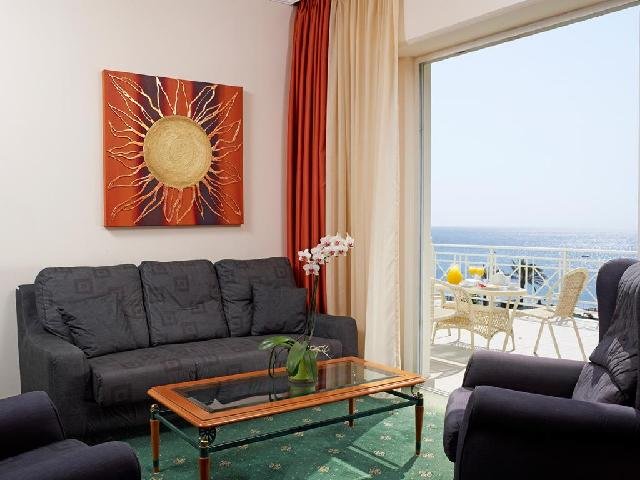 Rodosz Faliraki utazás Rodos Palladium