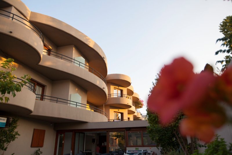 Rodosz utazás John & Mary apartmanház