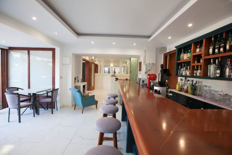 Rodosz utazás John & Mary apartmanház