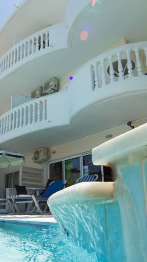 Rodosz utazás White Palace Apartmanház