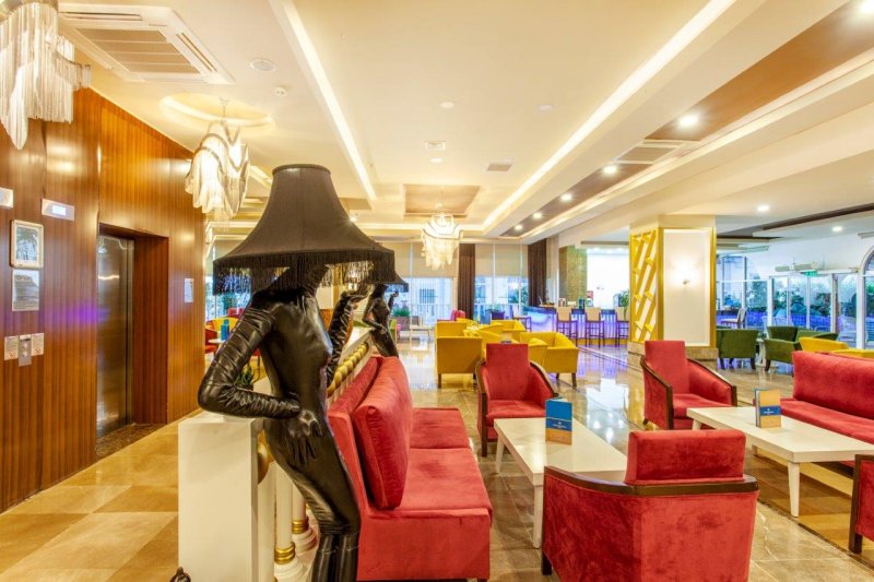 Side utazás Dream World Resort Hotel