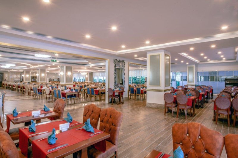 Side utazás Dream World Resort Hotel