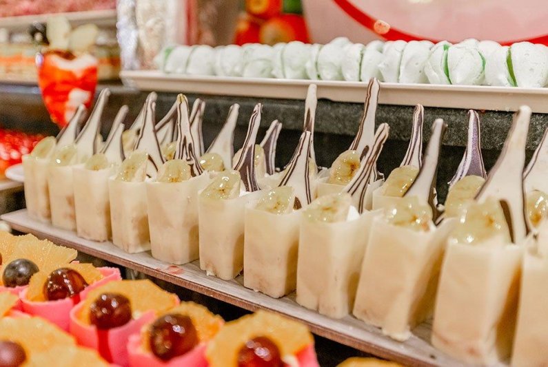 Side utazás Süral Garden