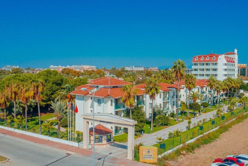 Side utazás Süral Garden