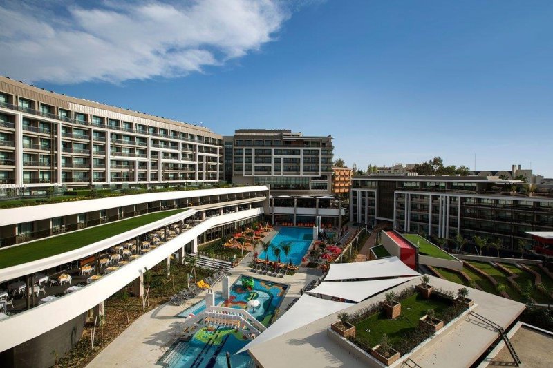 Side utazás The Sense Deluxe Hotel