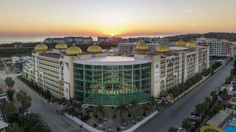 Alanya utazás Xafira Deluxe Resort & Spa