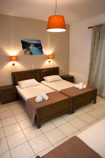 Zakynthos utazás Akis apartmanház