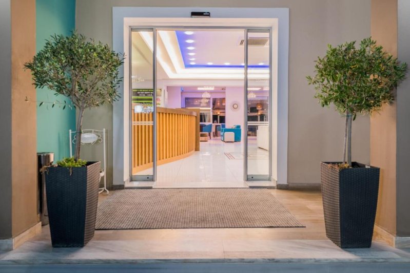 Zakynthos utazás Hotel Dennys Inn 