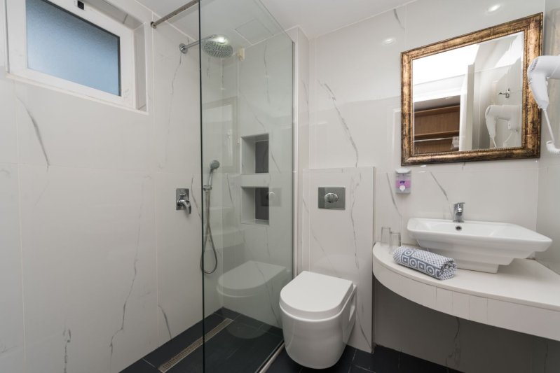 Zakynthos utazás Hotel Dennys Inn 