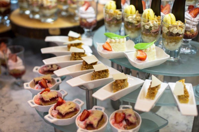 Side utazás Acanthus & Cennet Barut Collection