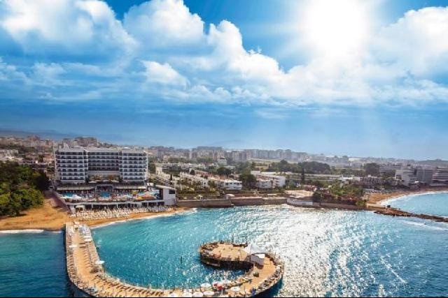 Alanya utazás Azura Deluxe Resort & Spa Hotel