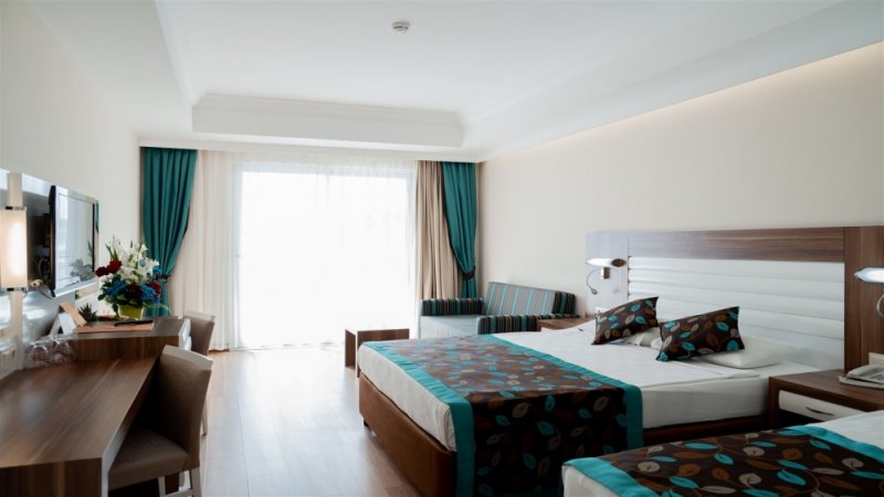 Alanya utazás Dizalya Palm Garden Hotel