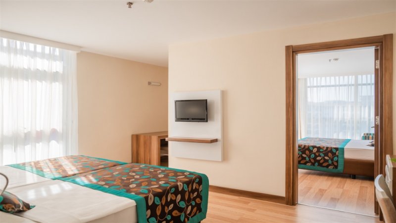 Alanya utazás Dizalya Palm Garden Hotel