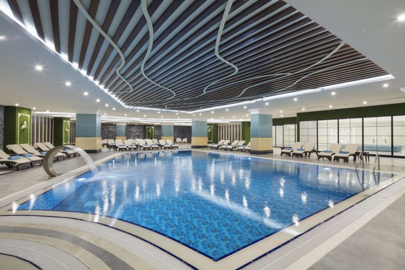 Alanya utazás Granada Luxury Beach