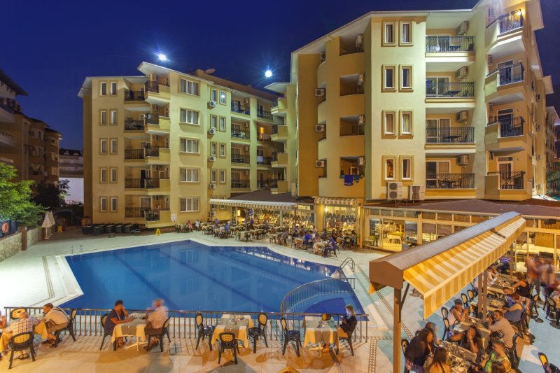 Kleopatra Royal Palm Alanya