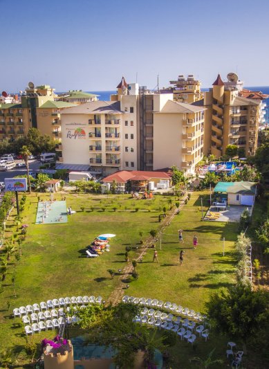 Alanya utazás Kleopatra Royal Palm