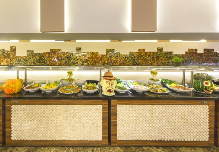 Alanya utazás Kleopatra Royal Palm