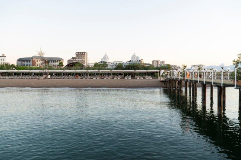 Antalya utazás Adalya Elite Lara