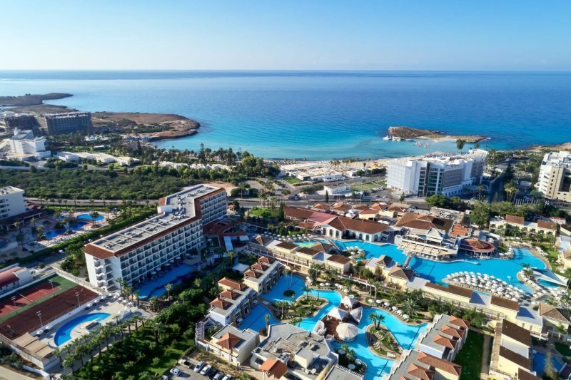 Ciprusi körút utazás Atlantica Aeneas Resort