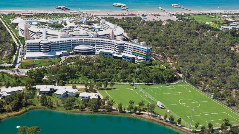 Belek utazás Cornelia Diamond Golf Resort & Spa
