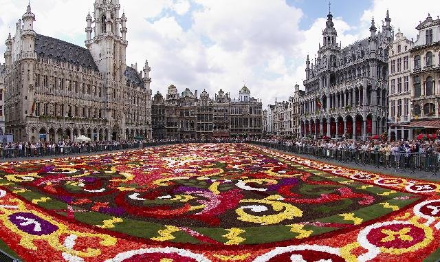 Benelux körutazás repülővel