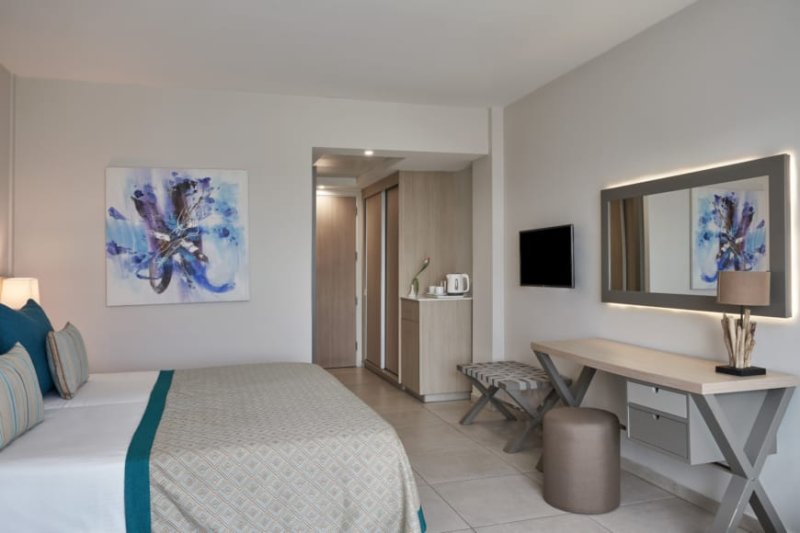 Atlantica Aeneas Resort Ciprusi