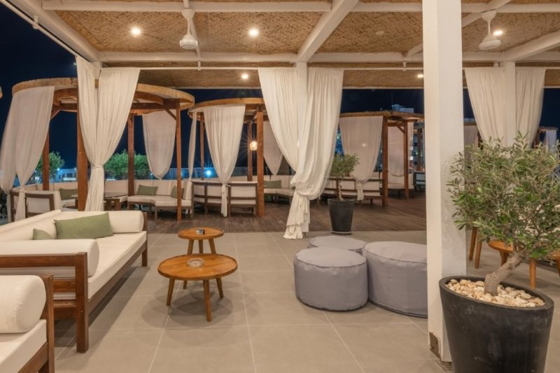 Ciprusi utazás Napa Mermaid Hotel & Suites