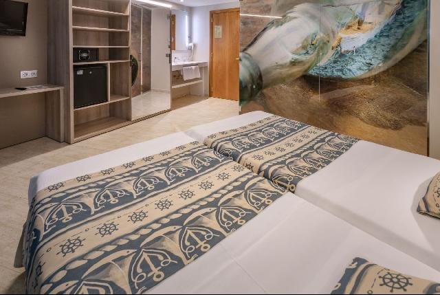 Costa Brava utazás Hotel GHT Maritim