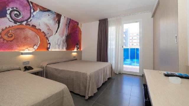 Costa Brava utazás Hotel Riviera