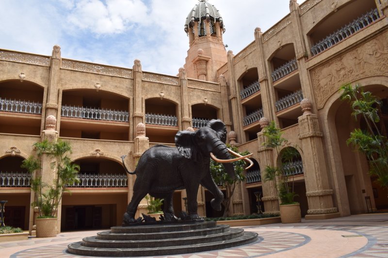 Dél-Afrikai körutazás Fokváros nevezetességeivel, szafarival, pihenéssel Sun City