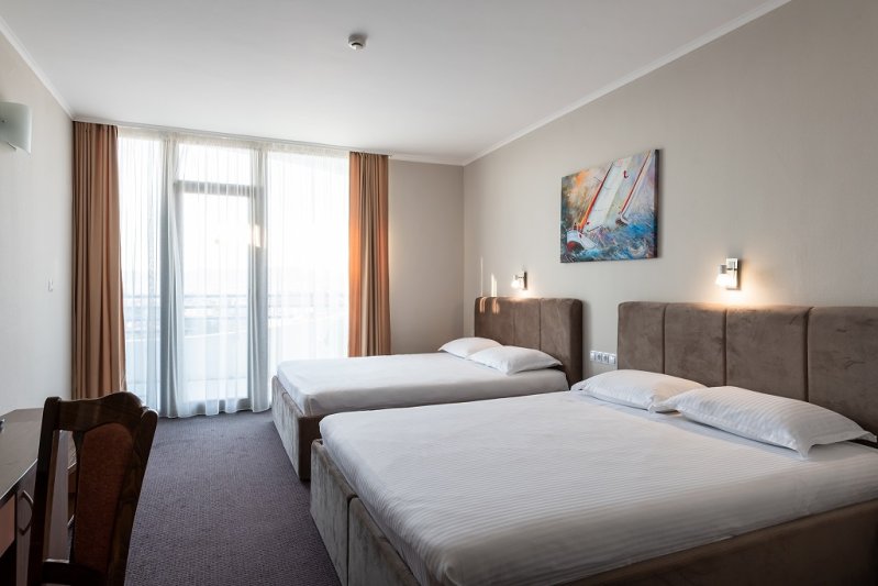 Napospart utazás Hotel Trakia Plaza & Apartman