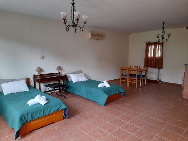 Kefalónia utazás Bessies Village 