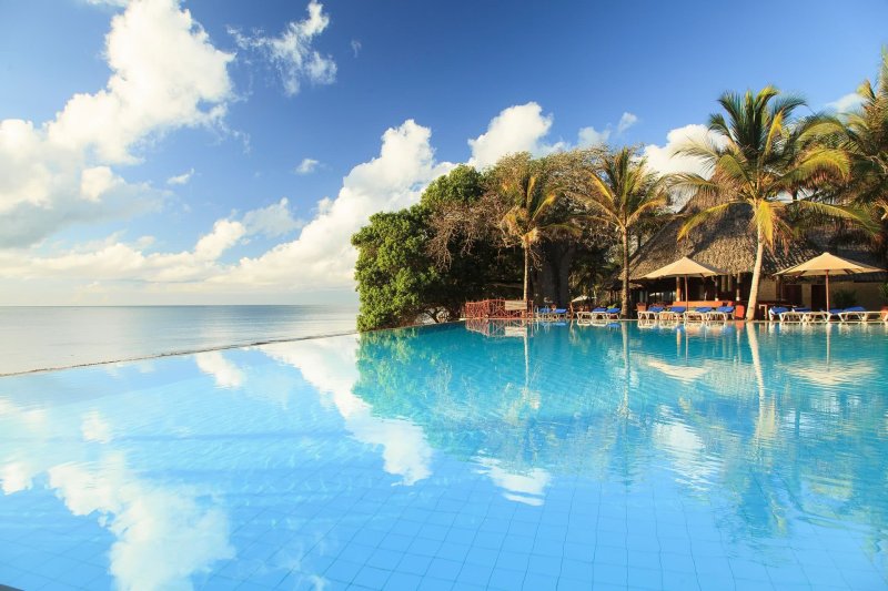 Baobab Beach Resort & SPA Kenya