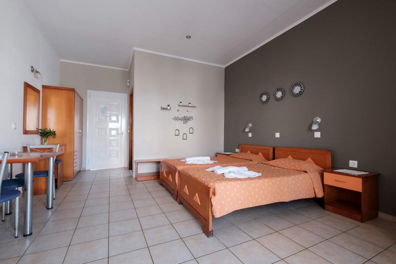 Korfu utazás Club Maria apartmanház - Sidari