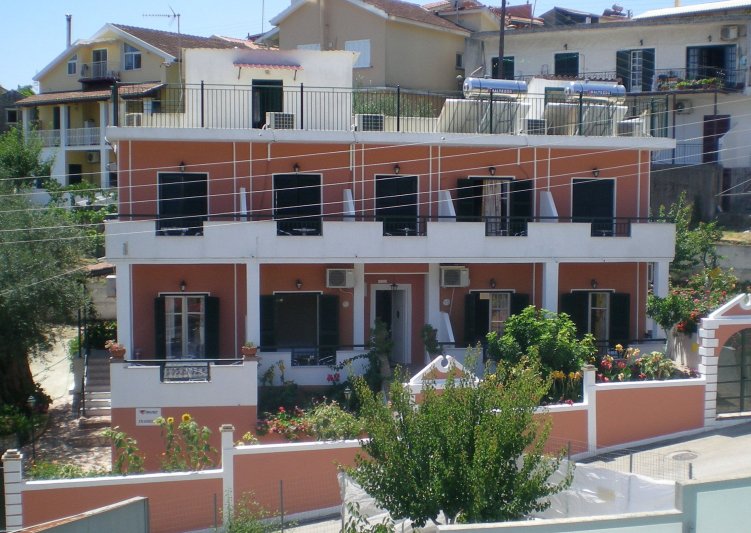 Korfu utazás Filoxenia Apartmanház