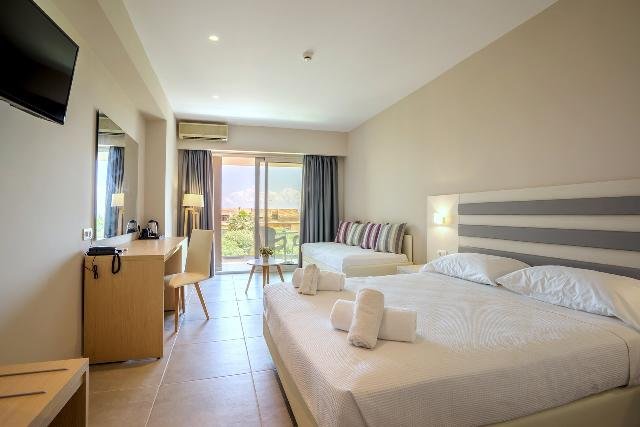 Korfu utazás Hotel CNIC Gemini