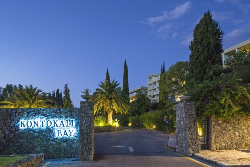 Korfu utazás Hotel Kontokali Bay