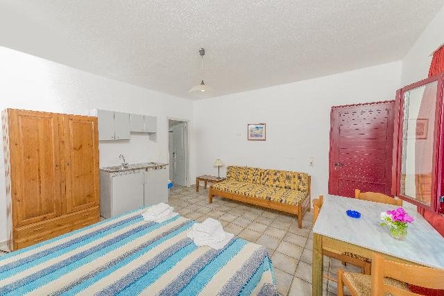 Kréta Agia Marina utazás Eva Suites & Apartments