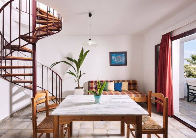 Kréta Agia Marina utazás Eva Suites & Apartments