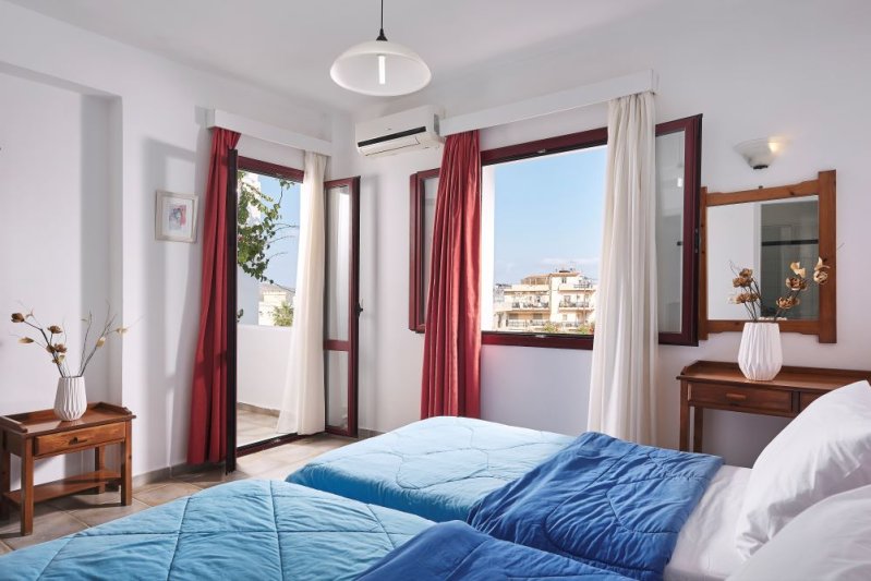 Kréta Agia Marina utazás Eva Suites & Apartments