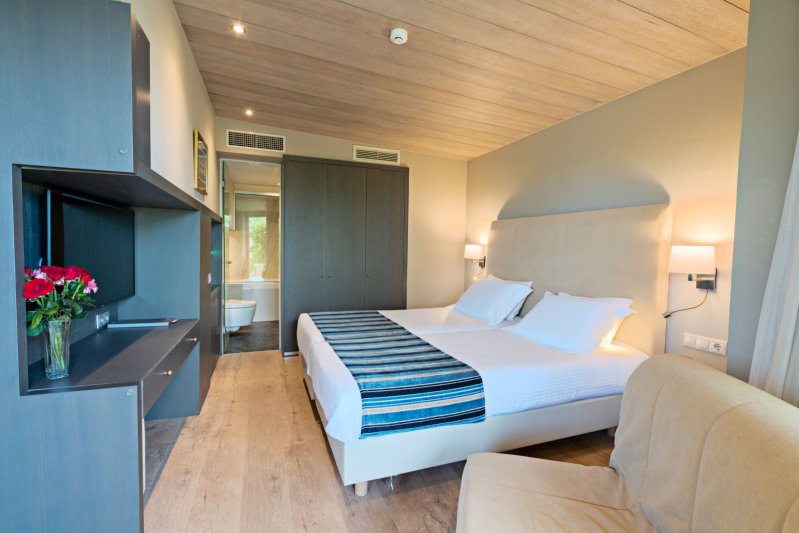 Kréta Kyma Suites Beach Hotel