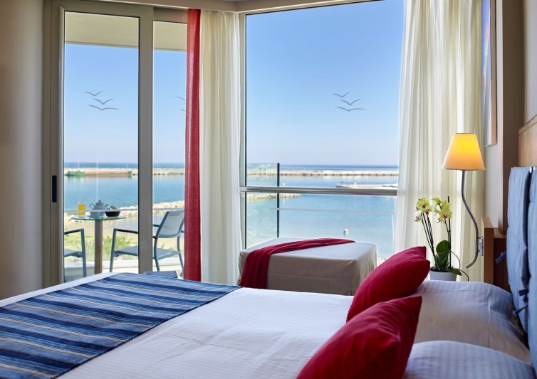 Kréta Kyma Suites Beach Hotel
