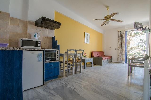 Emilia apartmanház Kréta nyugat