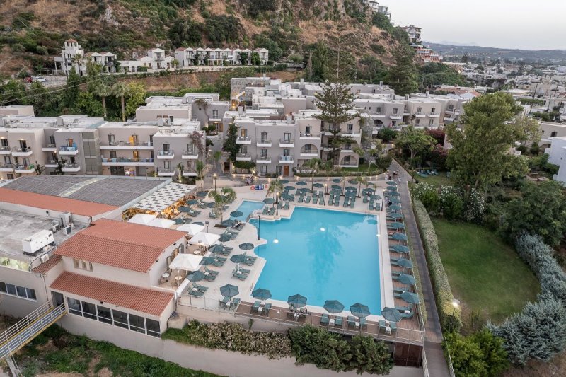 Kréta nyugat utazás Hotel Porto Platanias Village 